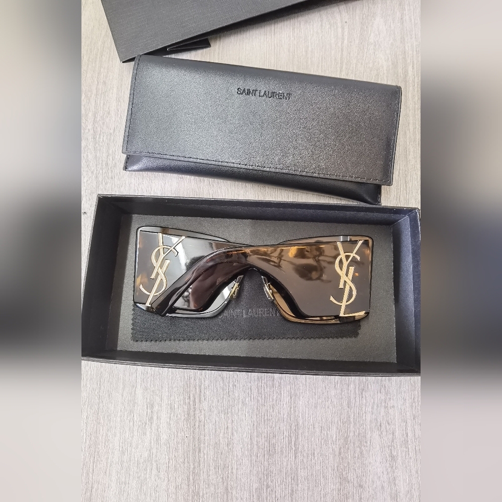 Yves Saint Laurent Sunglasses woman Saint Laurent
